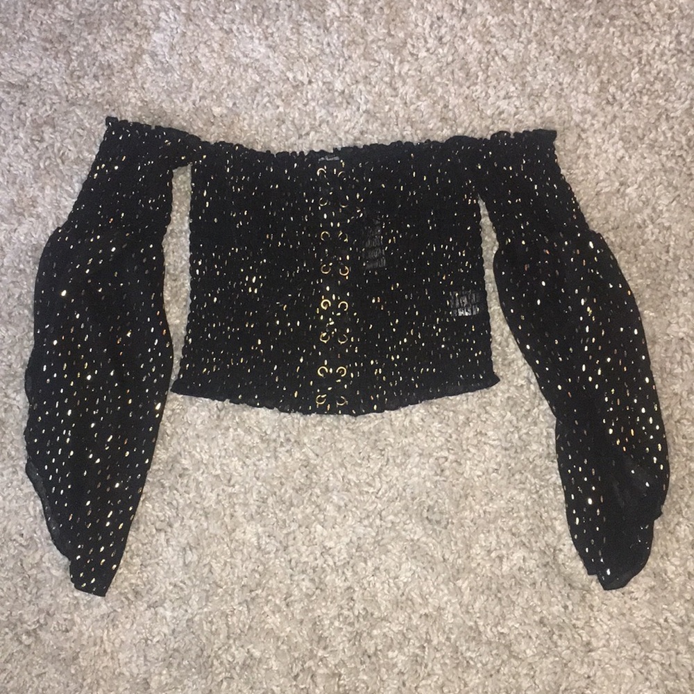 🖤✨Charlotte Russe black/gold off the shoulder top